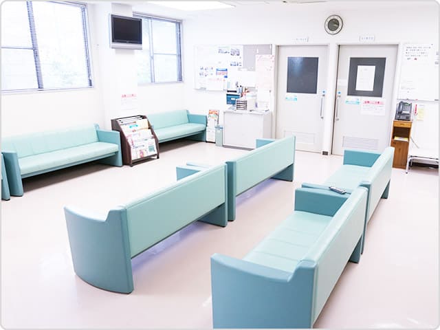 待合室：更衣室